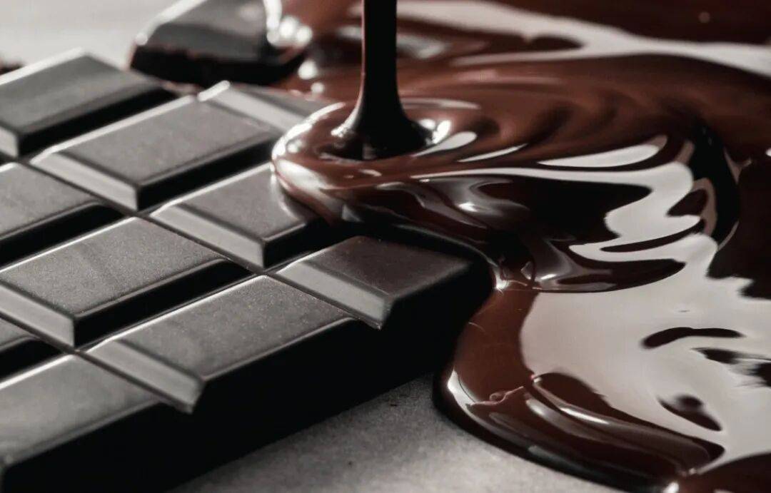 系列」喜茶推出「苹果小奶茉牛乳茶」新品一周热闻AG真人app瑞幸X线条小狗上新「比利时黑巧(图6)